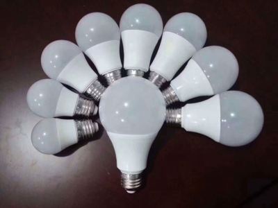 Manufacturers direct sale Plastic coated aluminum bulb illuminating lamp