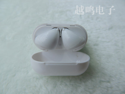 Airpods bluetooth headphones (model 2)