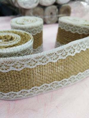 Nato - shaped jute lace decorative band with a clear texture