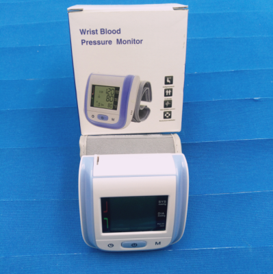 Electronic blood pressure meter blood pressure meter and blood pressure tester