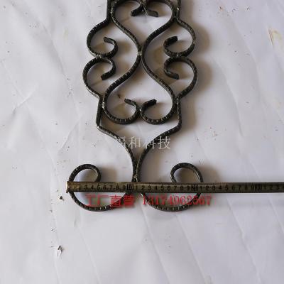 Manufacturers supply a variety of iron accessories iron flowers