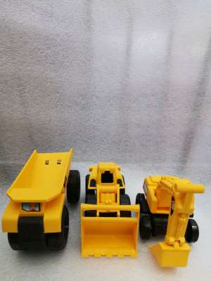 S new three super engineering team engineering vehicle combination city construction series scooter toy
