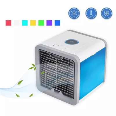 2019 new handheld micro home cooling fan USB mini fan office portable air conditioning wholesale