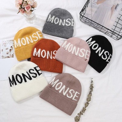 Men 's and' s sports woollen hats with thickened patterns letters winter warm knit hats fashion monochrome embroidered word woollen hats