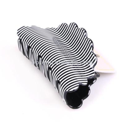 Boffini classic black and white striped acrylic hair clip Korean version versatile hair accessories female claw clip bath plate hair clip