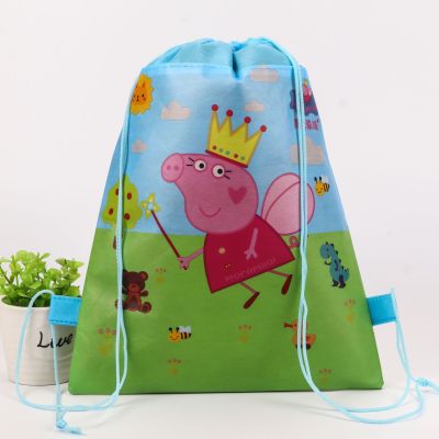 Piglet pattern children attending the drawstring bag spot, which was the Manufacturers wholesale non-woven bag bag bag piglet pattern children attending the drawstring bag spot