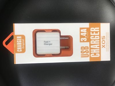 Manufacturers direct marketing supermarkets must be high-grade charger quality stability 2USB mobile phone universal