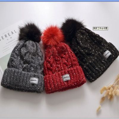 Rabbit wool ball in autumn and winter rhombock knit hat adult Rabbit wool ball keeps warm in winter knit hat