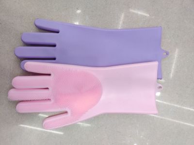 \"Silicone gloves, dishwashing glove, thickened Silicone heat insulation gloves, dishwashing brush gloves.