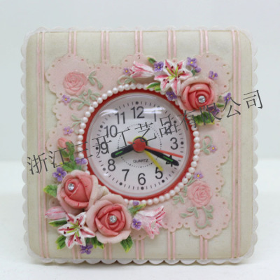 [Factory Direct Sales] Supply European Resin Small Desk Clock Pastoral Style Home Decoration Wedding Celebration Decoration Studio