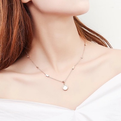 Japanese and Korea Style Rose Gold Black and White Double-Sided Roman Numerals Decorative Pendant Necklace Clavicle Chain Titanium Steel Accessories Women