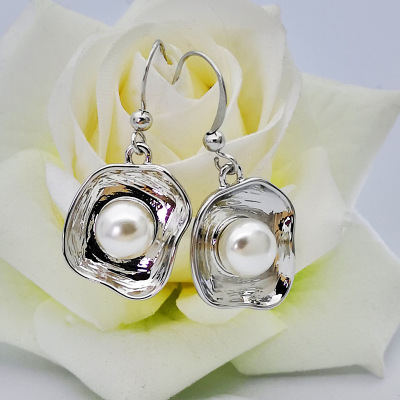 New hot sale silver plated shell and pearl earrings fashion eardrops