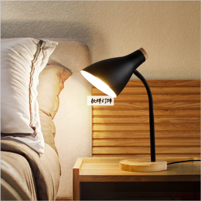 Nordic macaron solid wood desk lamp warm creative college students bedroom desk dormitory study work bedside lamps