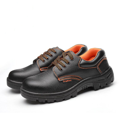 Manufacturer wholesale steel head labor protection shoes steel baotou anti - smashing anti - puncture safety shoes low top cold adhesive labor protection shoes named \"supply\"