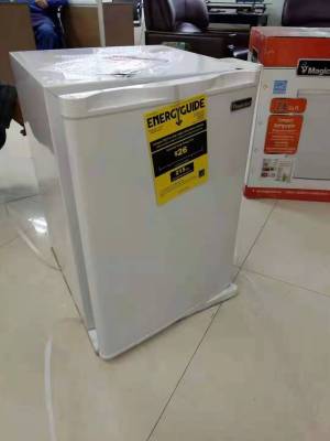 Eicheng [Ison] 70 Liters 110V Foreign Trade Mini Refrigerator