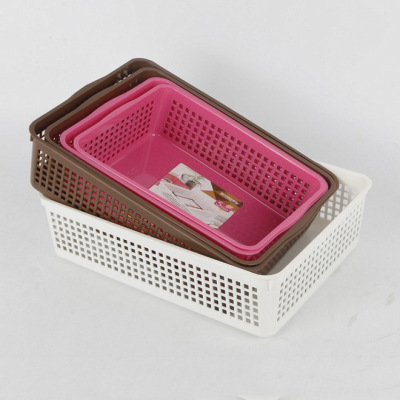 Factory direct selling USES basket plastic square practical vegetable sieve washing vegetables sieve household fruit sieve