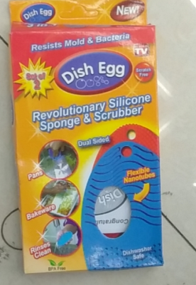 Convenient and simple dishwashing brush