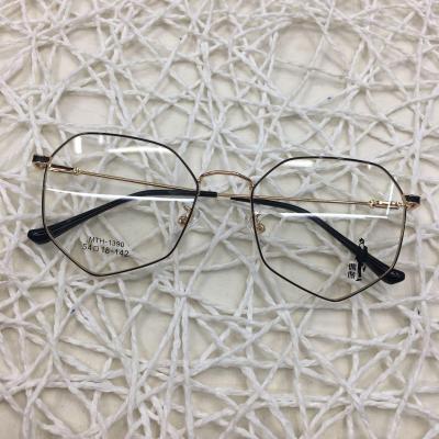 Fashionable metal flat lens glasses Korean edition female tide spot supply
