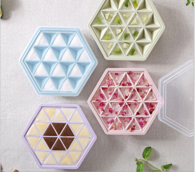 Creative DIY ice cube box with hexagonal tray