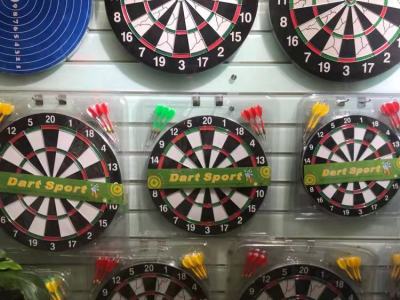 Educational toy standard plate solid wood fitness entertainment dart board 4 standard paper dart board 9.9 10 yuan store wholesale