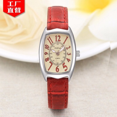 Fashion Japan and Korea quartz small square table business hot style small red table casual ladies watch wholesale