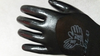 Manufacturer direct sales labor protection gloves 13-pin polyester yarn nitrile gloves nylon semi-hanging butylene gloves