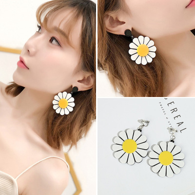 Korean east gate tassel earrings girl ins web celebrity hot style earrings earrings Japanese and Korean retro exaggerated flower clip