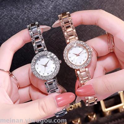 The new exquisite cabinet with diamond simple fashion women bracelet watch