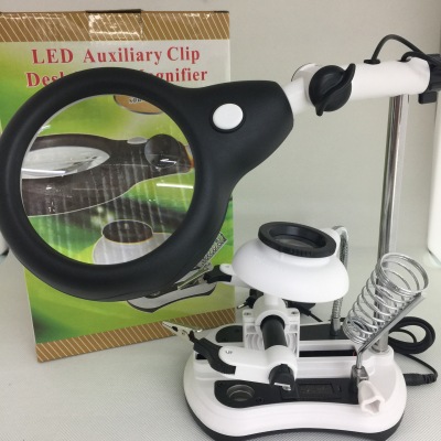 The new plug-in multi-lens with LED lamp auxiliary clip maintenance hd desk magnifier 16130-108c