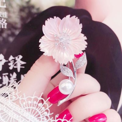 New Natural Pink Bells of Ireland Pearl Flower Micro Zircon Brooch Refined Grace Elegant Clothing Corsage Female