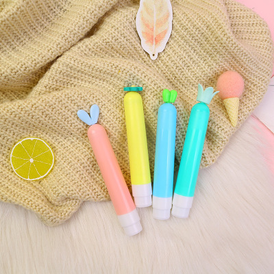 The Mini portable sticky roller removable cartoon sticky roller color floret hair remover