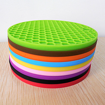 Cross-border sales of small silicone honeycomb mat thickened silicone coffee coasters hot insulation mat