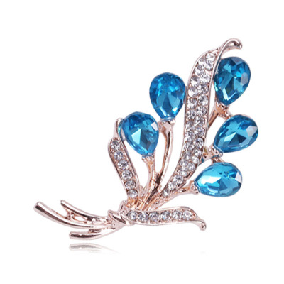 Korea atmosphere flower leaf shape brooch female high-grade set diamond crystal glass brooch cardigan accessories custom