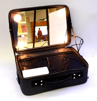 New LED Light Cosmetic Box with USB Makeup Artist Oxford Large Capacity Multi-Functional Integrated Box Advanced Makeup Light Box