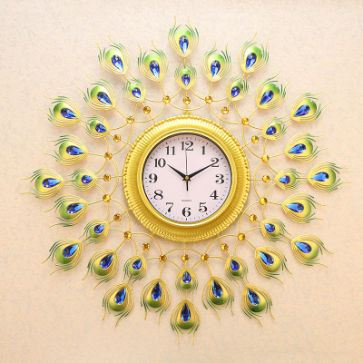 Yihong clock wall clock craft clock craft wall clock Art clock iron clock Peacock clock home decoration crafts watch