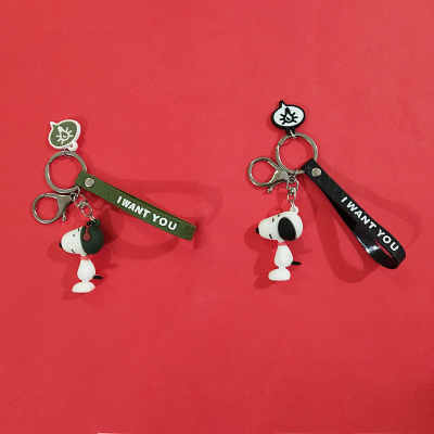Small snoopy creative accessories pendant key chain car pendant key accessories bag key chain hanging ornaments