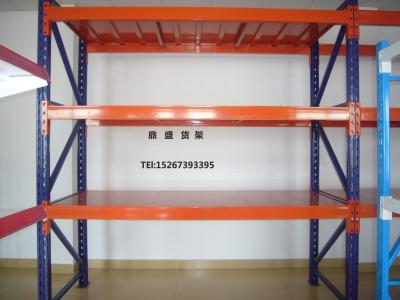 Heavy duty metal decking warehouse shelves