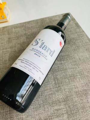 Original French original bottle imported dao he su da dry red wine