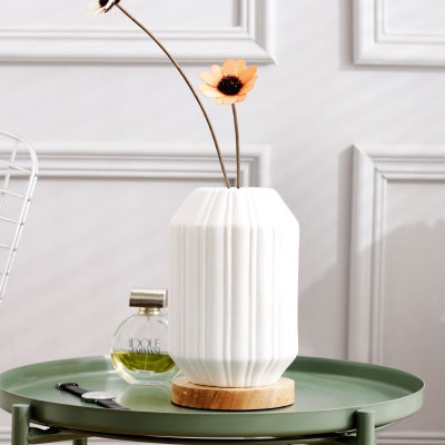 foreign trade exclusive creative ins table lamp bedroom bedside table lamp ceramic lamp flower arrangement decoration simple living room small night lamp