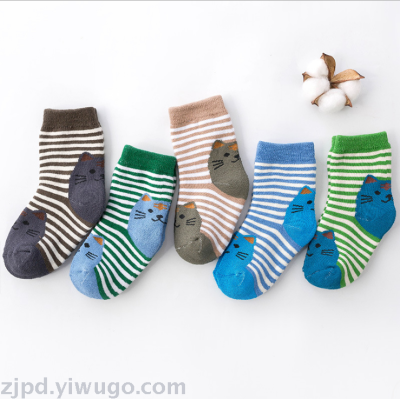Children's woollen socks in autumn and winter are thickened with fleece to keep warm