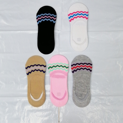 Female invisible socks sliver silicone non-slip socks national wind shallow cute cartoon college wind sun manufacturers