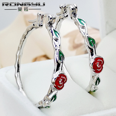 Rongyu 2019 New Exaggerated Red Rose Green Leaf Earrings Valentine's Day Gift Wish Popular Ornament Wholesale