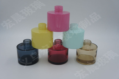 Manufacturers direct refined aromatherapy bottle jelly color spray glass aromatherapy bottle glass decoration