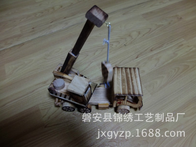 Factory Direct Sales Wooden Toy Crane Wooden Mini Crane Model Wooden Crane Ornaments