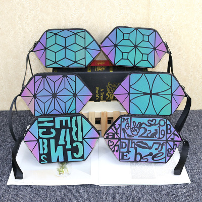 New Fashion Shell Folding Small Cosmetic Bag Geometric Rhombus Colorful Luminous Color Changing Clutch Handbag