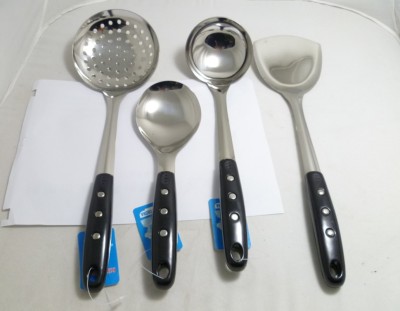 Kitchenware manufacturer direct sale kitchen utensils spatula set anti-hot handle design stainless steel spatula spoon