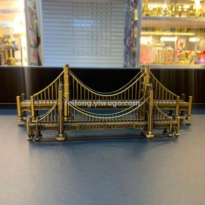 Golden gate bridge zinc alloy pendant