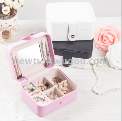 Portable jewelry box european-style princess Korean mini jewelry bag simple and compact travel earrings earrings box