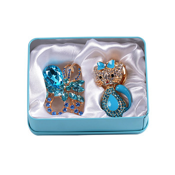Wedding Decoration Cute Diamond Cat Alloy Keychain Brooch Christmas Gift Set For Girlfriend