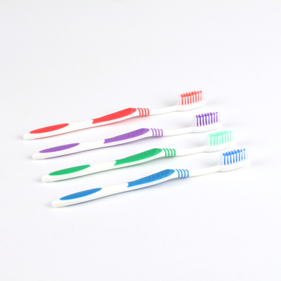 Large quantities of foreign trade spot finished toothbrush adult children toothbrush clearance spot manufacturers
